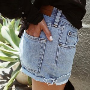 Sincerely Jules Sunny Denim Cutoffs Size XS